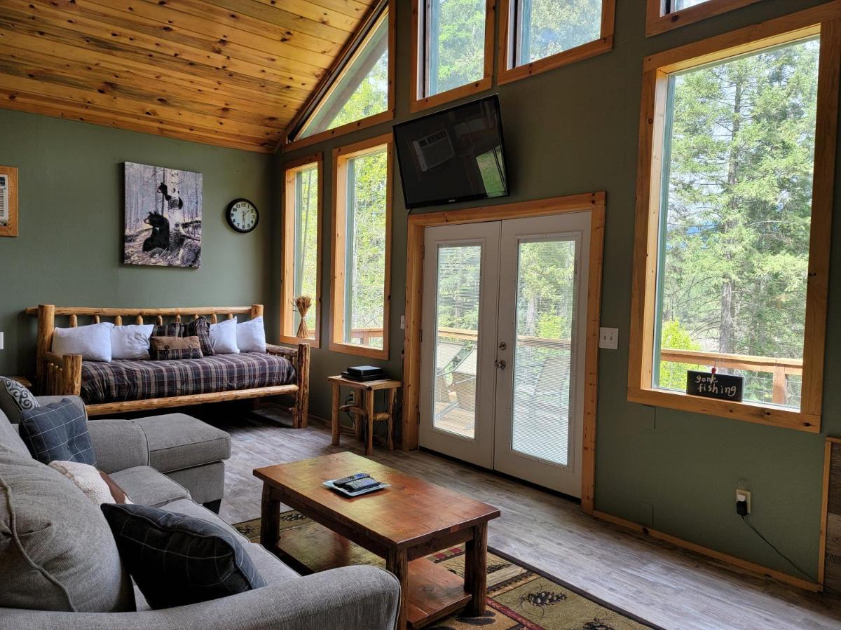 Riverfront Motel & Cabins Thompson Falls 外观 照片