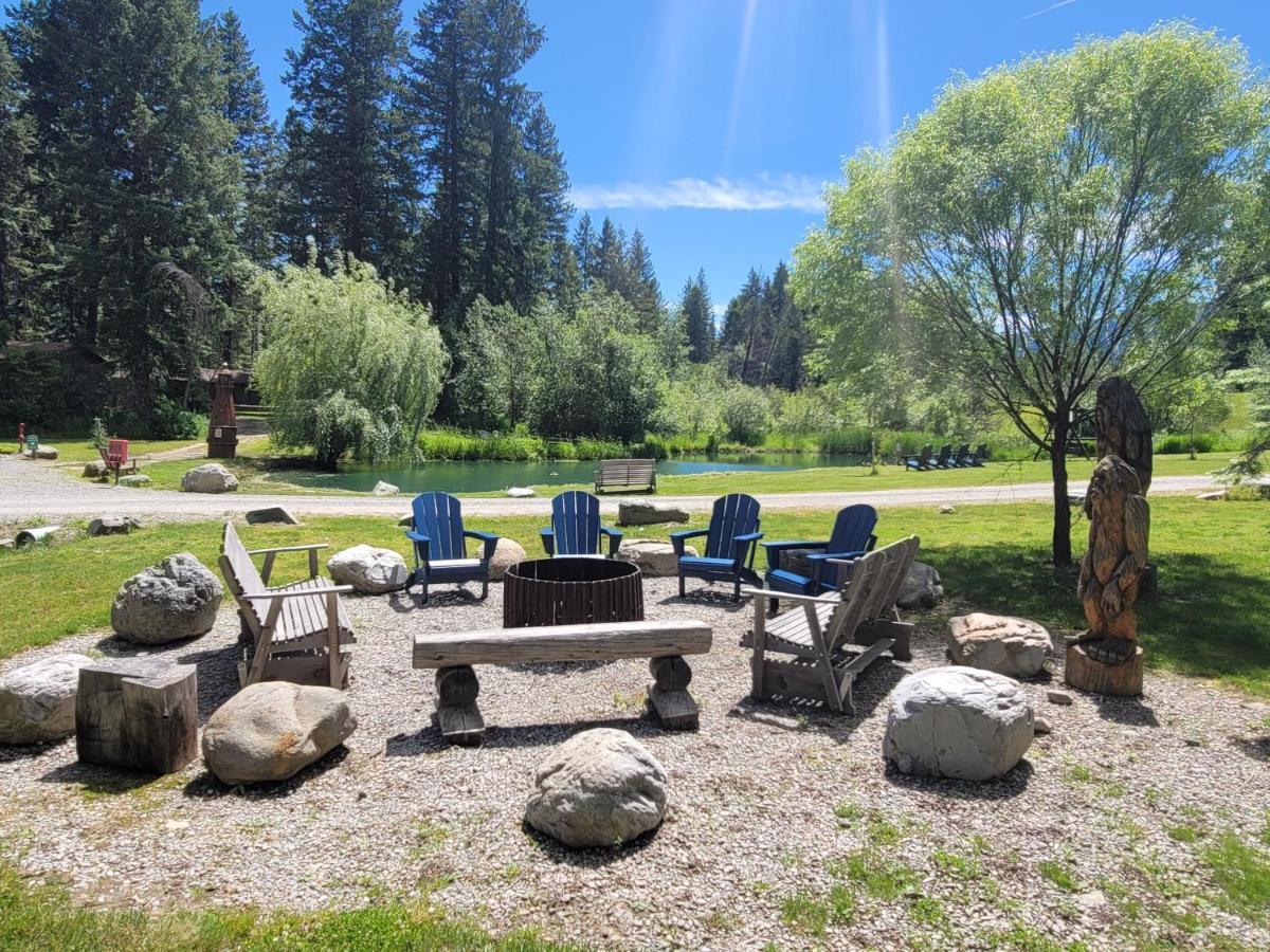 Riverfront Motel & Cabins Thompson Falls 外观 照片